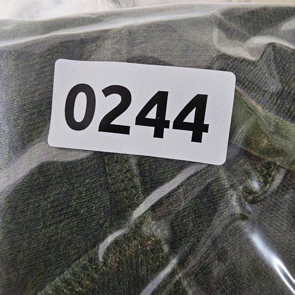 The North Face Mens Green SOFT Henley Long Sleeve T-Shirt Sweater Sweatshirt Lg - Picture 9 of 9